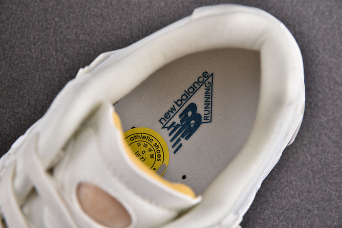 NEW BALANCE SNEAKER NB023