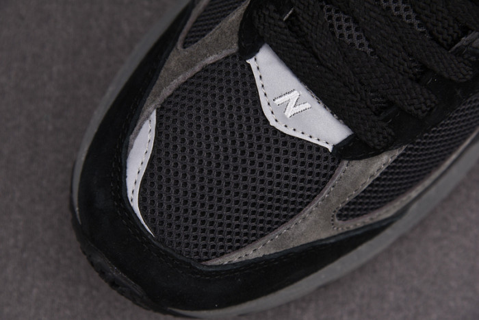 NEW BALANCE SNEAKER NB056