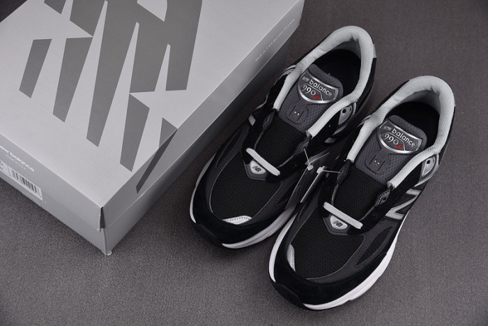 NEW BALANCE SNEAKER NB072