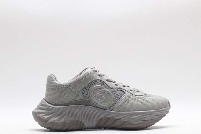 G*u*i* trainer sneaker118