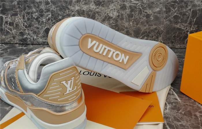 LV SNEAKER LV-000278