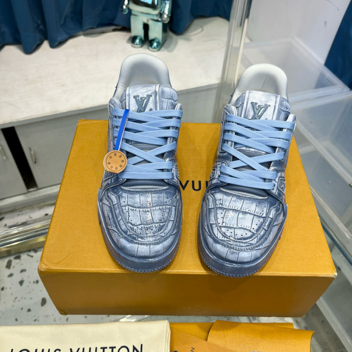 LV SNEAKER LV-000470