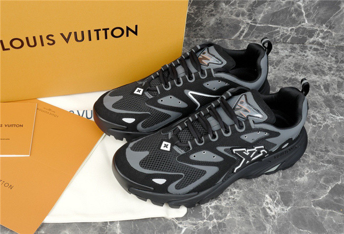 LV SNEAKER LV-000265
