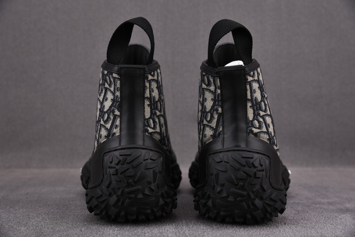 DIO* B28 SNEAKERS B28-000005