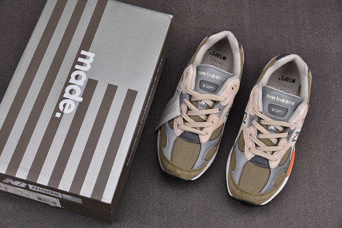 NEW BALANCE SNEAKER NB081