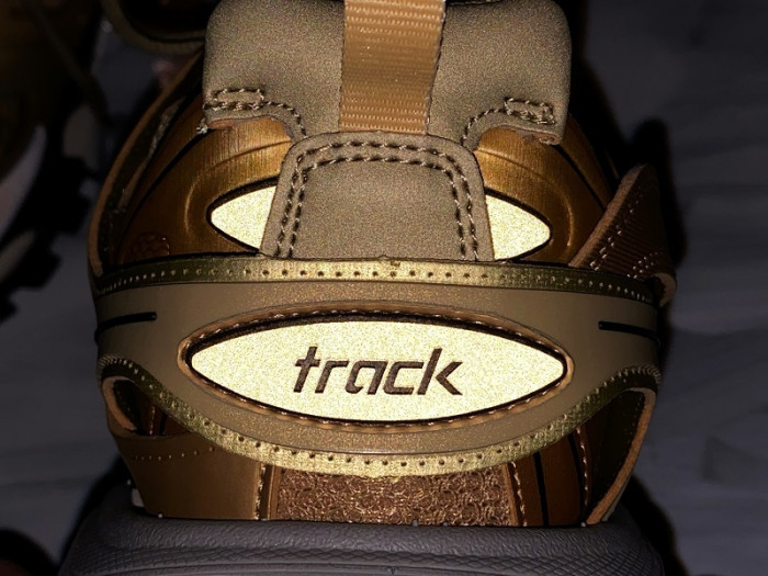 TRACK SNEAKER TS139
