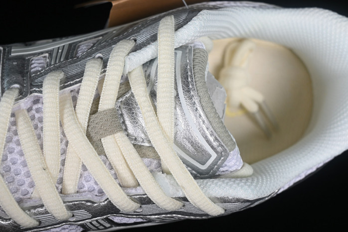 As*ic*s gel kayano 14 