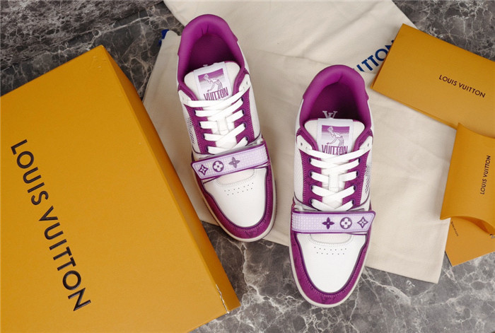 LV SNEAKER LV-000158