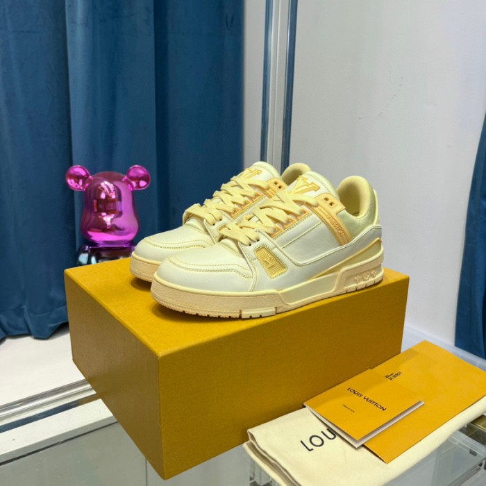 LV SNEAKER LV-000378