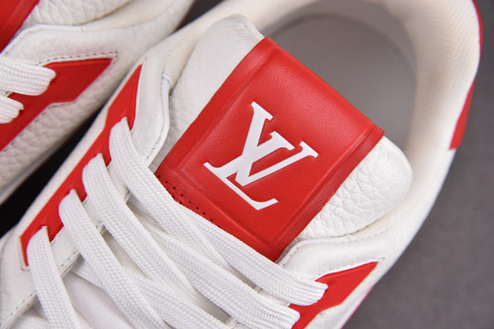 LV SNEAKER LV-000139