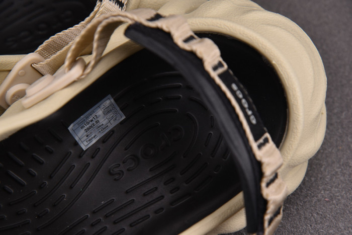 Cr*0*s x salehe bembury c00016