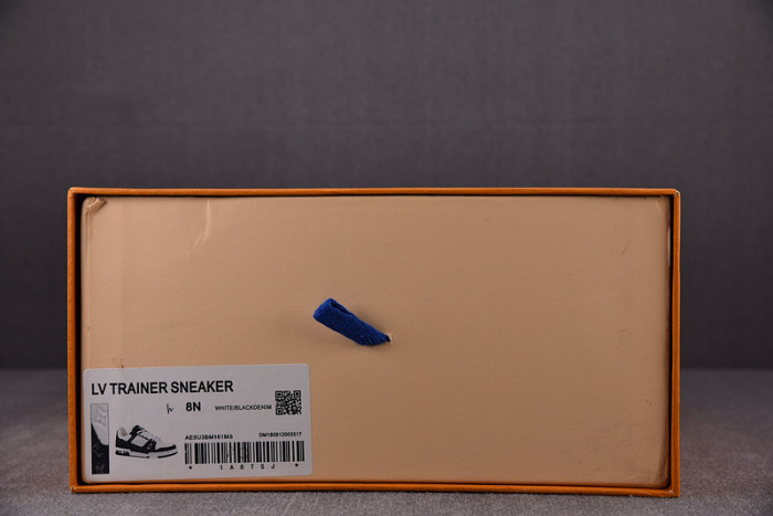 LV TRAINER SNEAKER LVT-000624