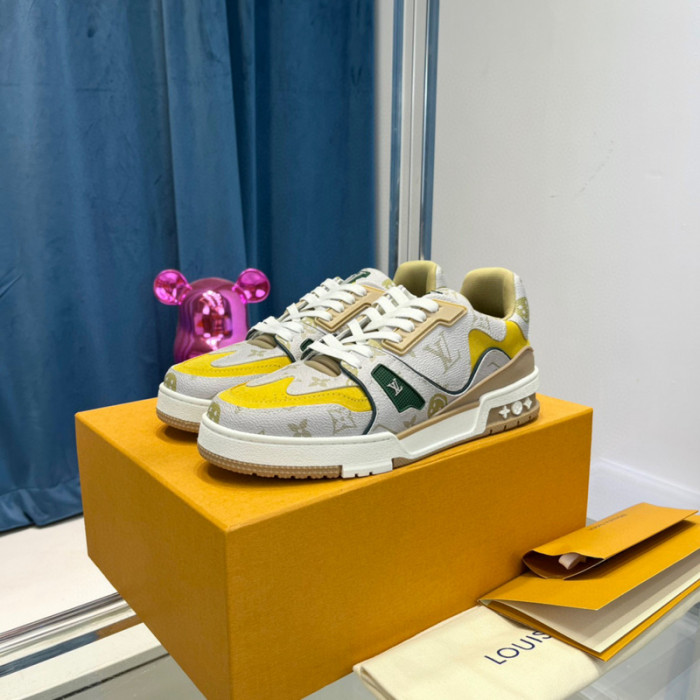 LV SNEAKER LV-000345