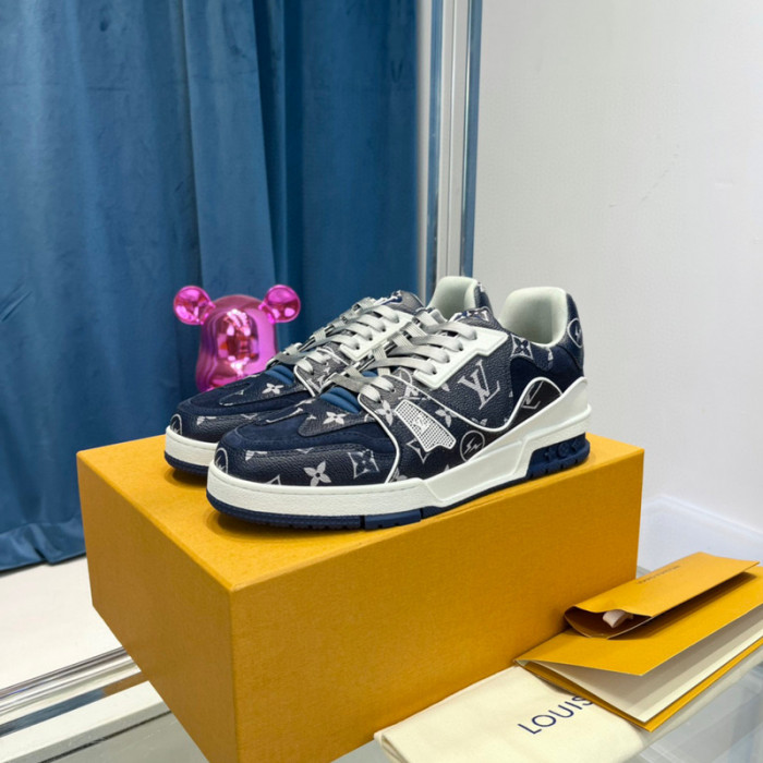 LV SNEAKER LV-000347