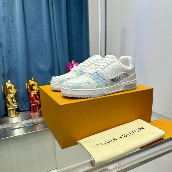 LV SNEAKER LV-000527