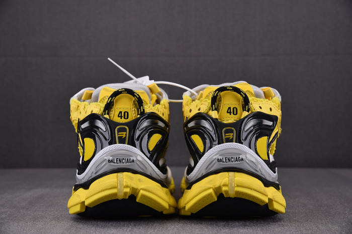 RUNNER SNEAKER RS021