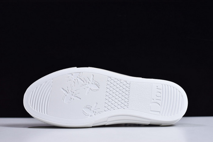 B23 Oblique High Top Sneakers T00480H070