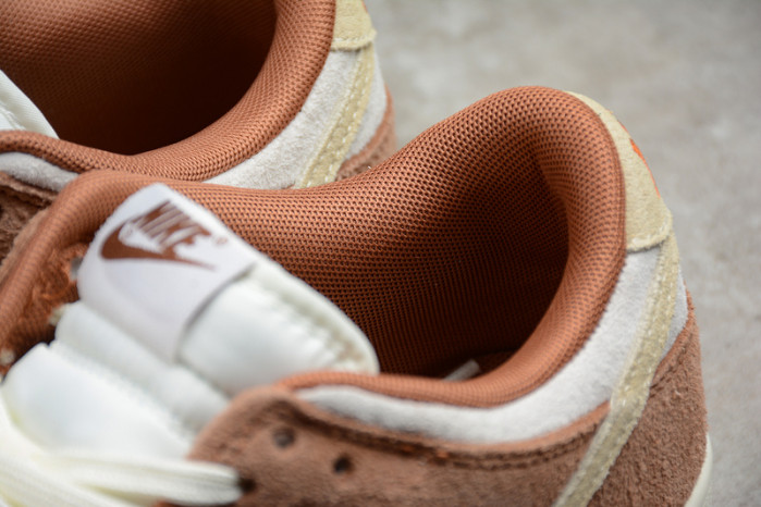 Nike SB Dunk Low Medium Curry DD1390-100