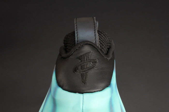 Nike Air Foamposite One “Northern Lights” Black/Green mens 840559-001