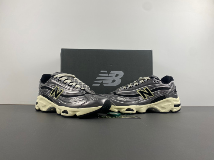 NEW BALANCE SNEAKER NB121