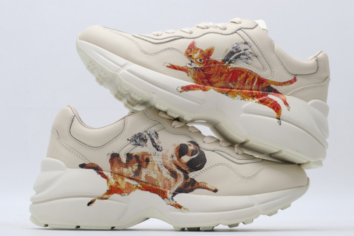 G*u*i* trainer sneaker32